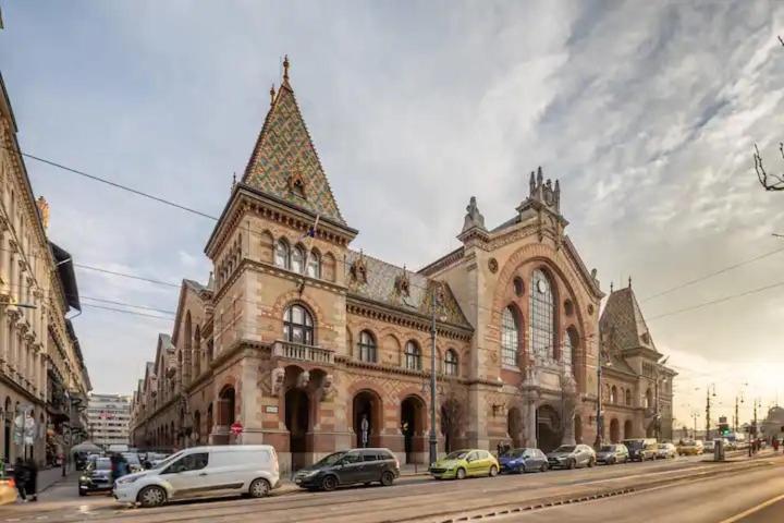 Central Market Apartment Будапеща Екстериор снимка