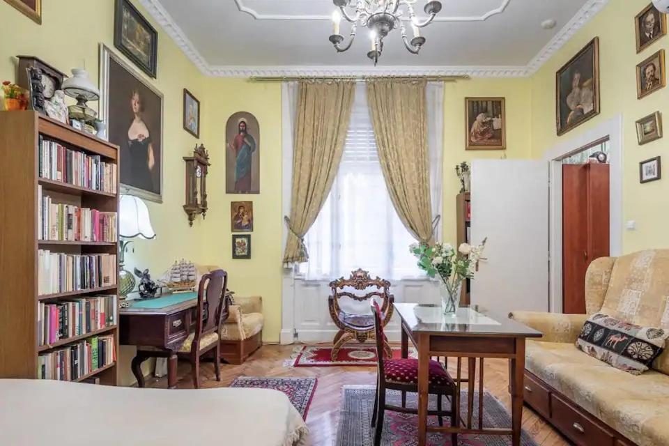 Central Market Apartment Будапеща Екстериор снимка